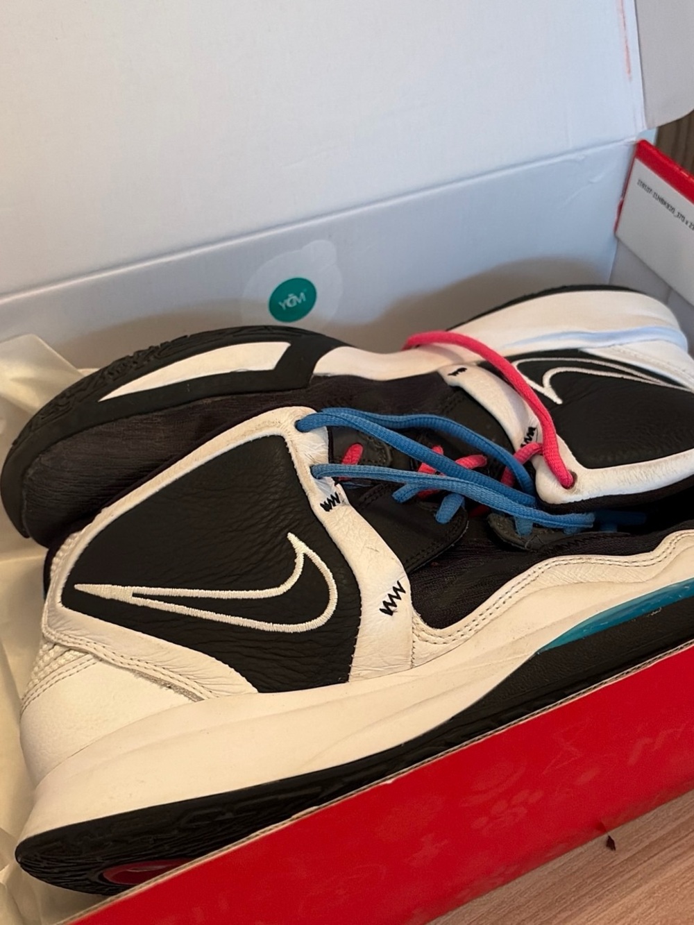 Nike KYRIE INFINITY